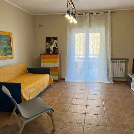 דירה Acicastello House