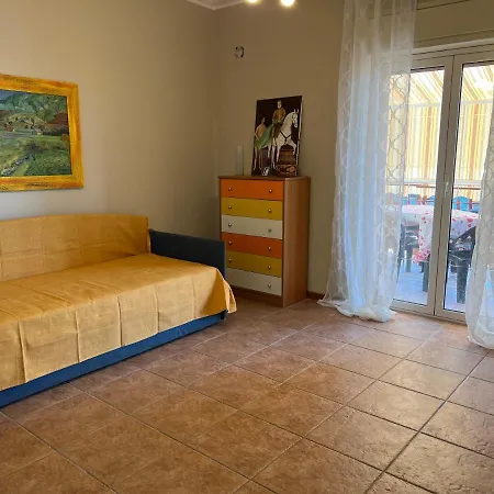 Acicastello House Apartment *