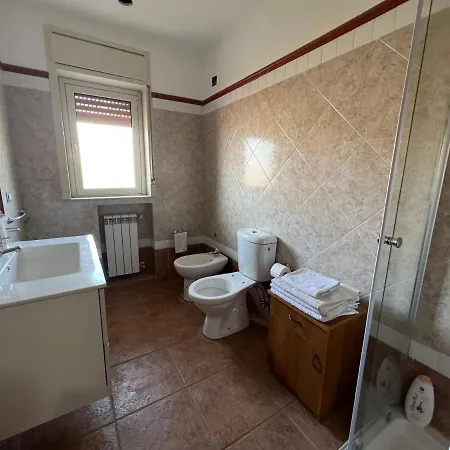 Acicastello House *