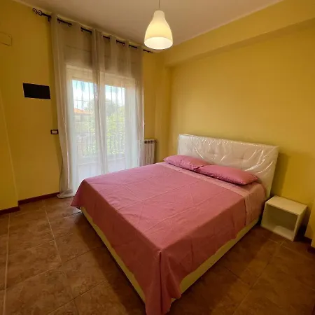 Acicastello House